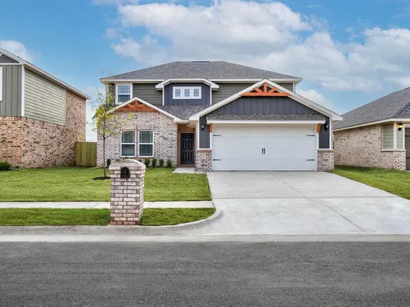 1900 Palmatum Rd, El Reno, OK 73036