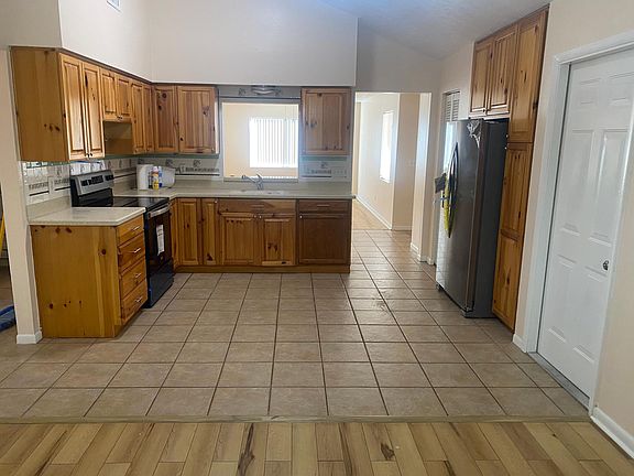 2nd image of 5426 Fulmar Dr