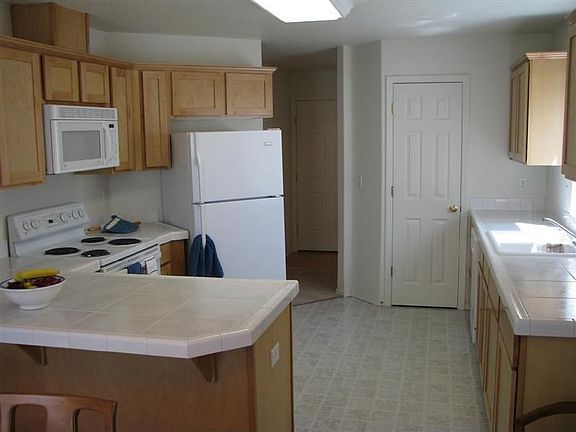 Entertaining kitchen