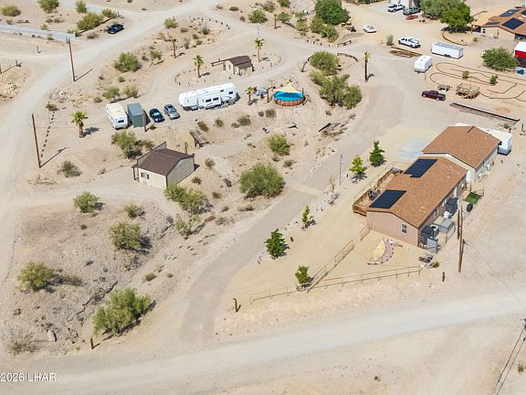 3rd image of 7740 N Hemlock Dr