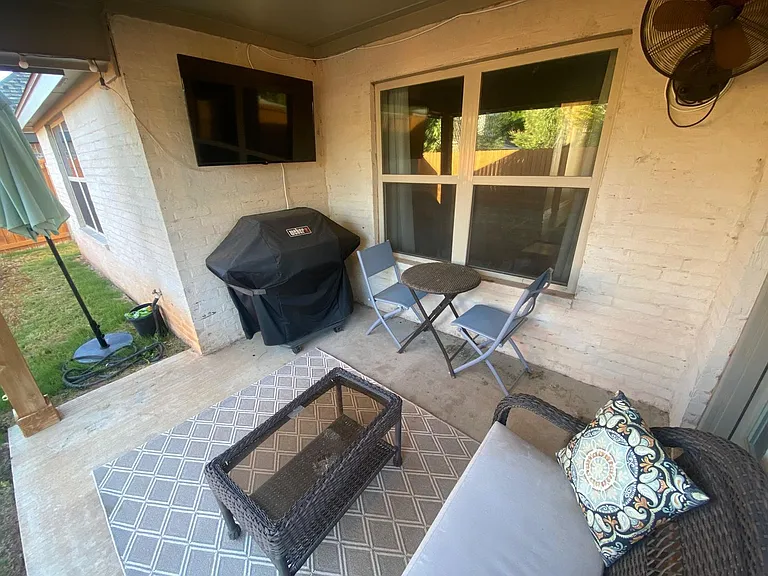 5902 Legacy Dr — Photo 23
