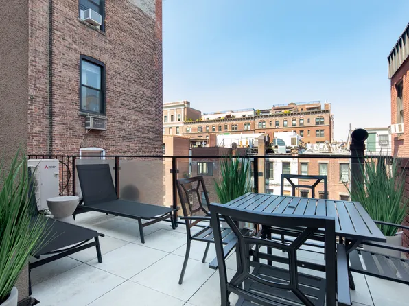 103 W 72nd St #Pha, New York, NY 10023