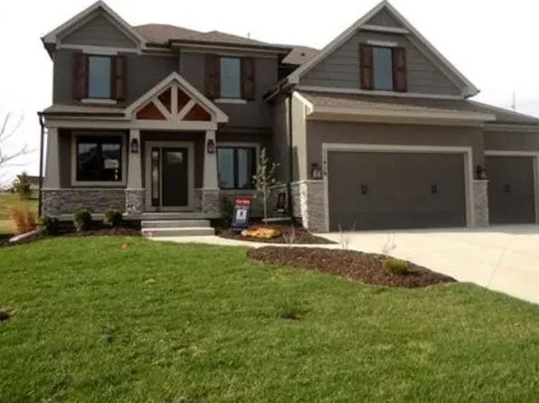 11416 W 152nd St, Overland Park, KS 66221