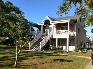 3720 Herbert Perry Rd, Kitty Hawk, NC 27949