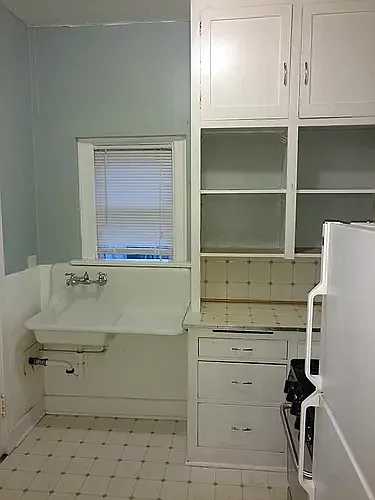 Devonshire Apartments at 1107 Pennsylvania St — Photo 15