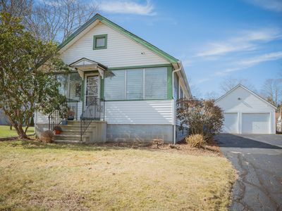 1862 Long Hill Road, Guilford, CT, 06437