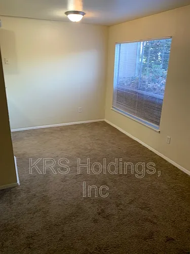 1229 Nelson St Photo 1