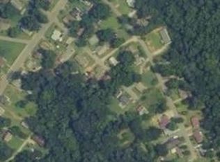 811 Bess St, Newberry, SC 29108