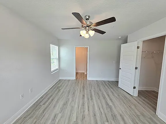 8654 Meadow Flower Ln — Photo 11