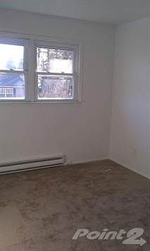 2nd image of 6 Thelma Dr