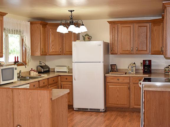Large updated kitchen
