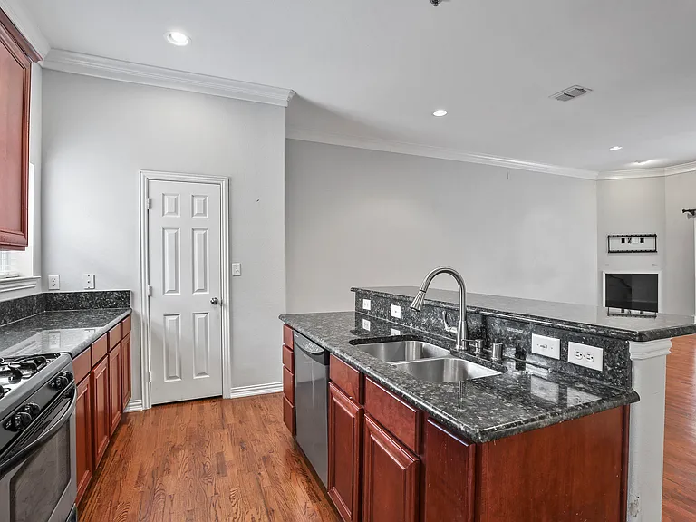 3119 Cedarplaza Ln #303 — Photo 12
