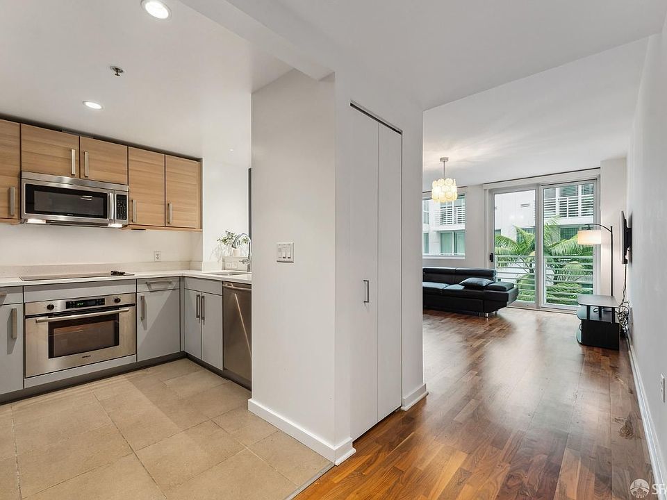 1st image of 555 4th St Unit 514