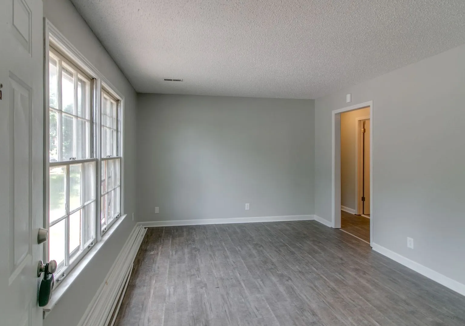 Bennett Dr - 103 — Photo 2
