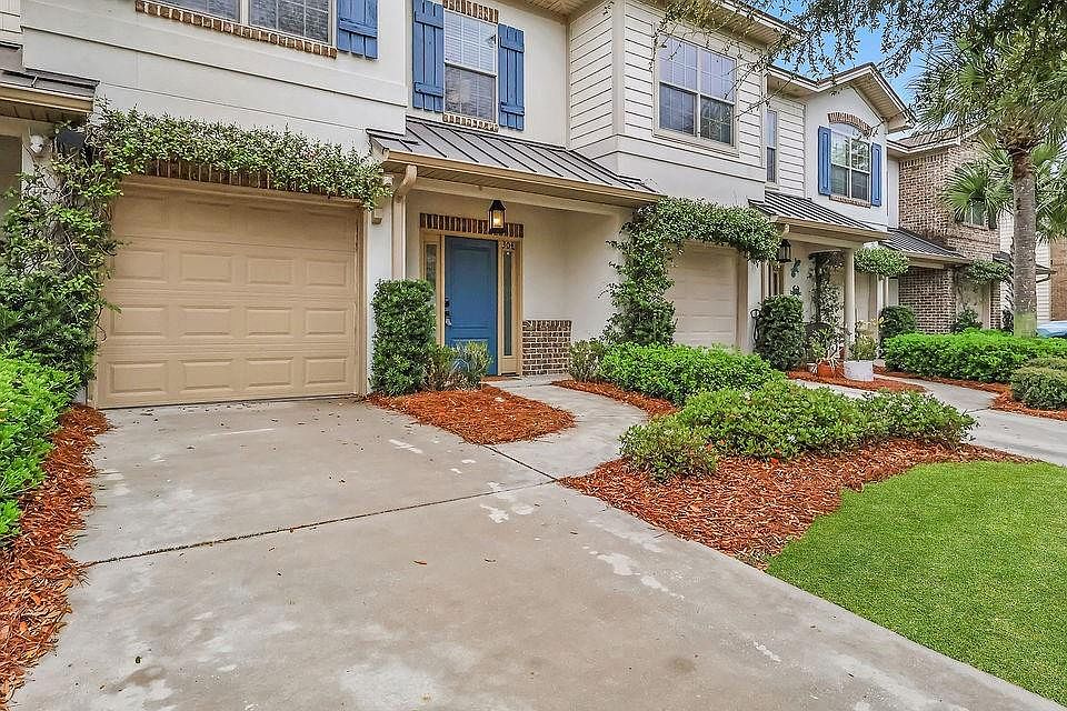 1st image of 304 Reserve Ln