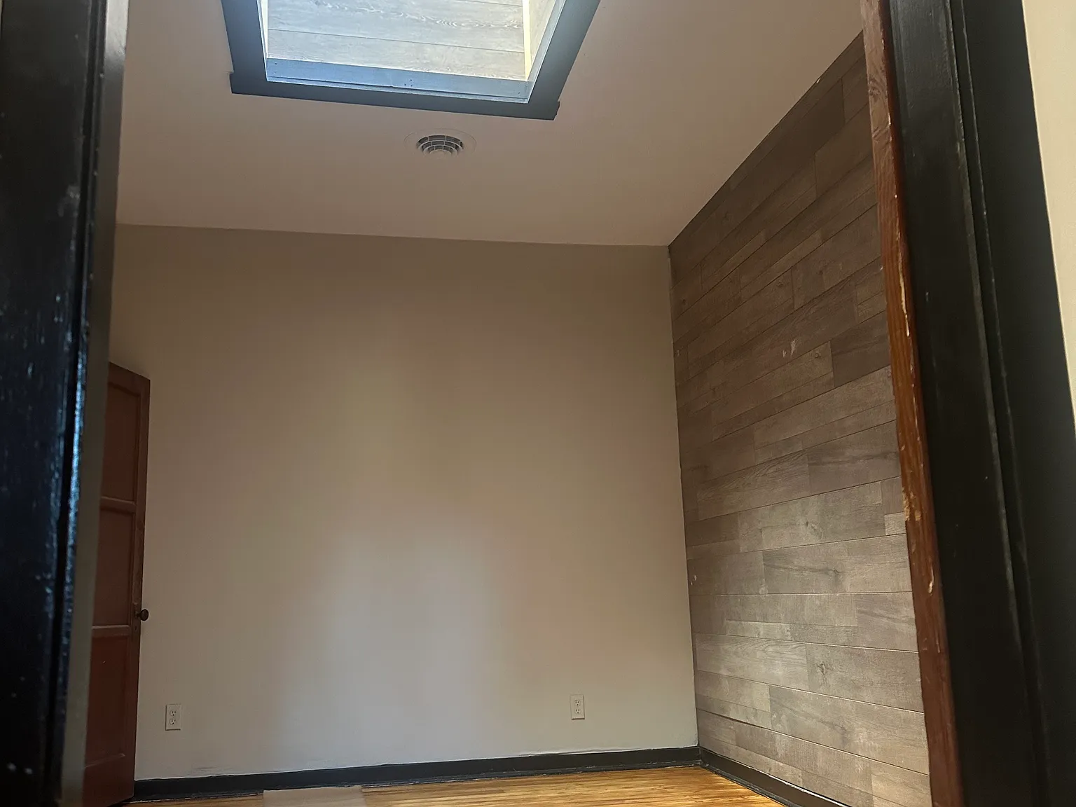 1 bed, $1,250 — Photo 4
