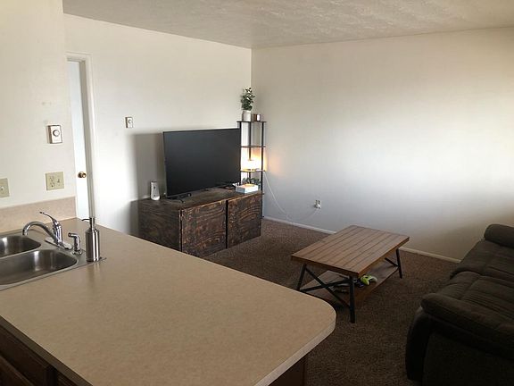 3rd image of 1380 Jefferson Ave APT 2
