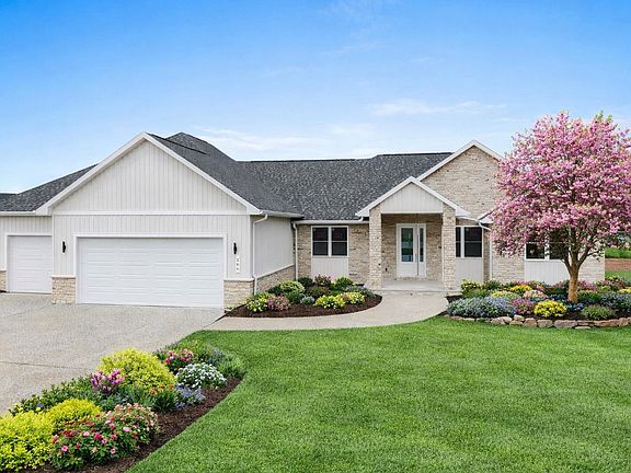 2nd image of 266 E Sweetwater Way