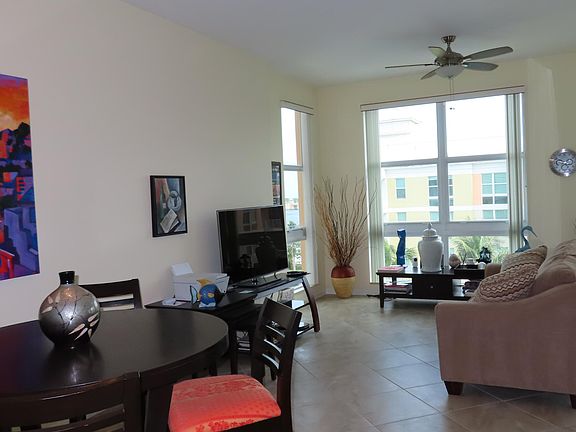 4th image of 806 E WINDWARD Way #604