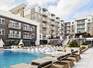 2728 Travis St #B-879, Houston, TX 77006