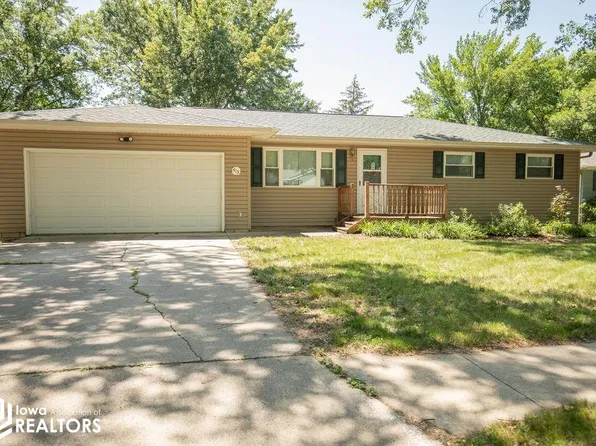 413 W Overmeyer Dr, Algona, IA 50511