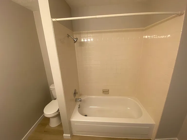 6926 N Old Fort Dr — Photo 23