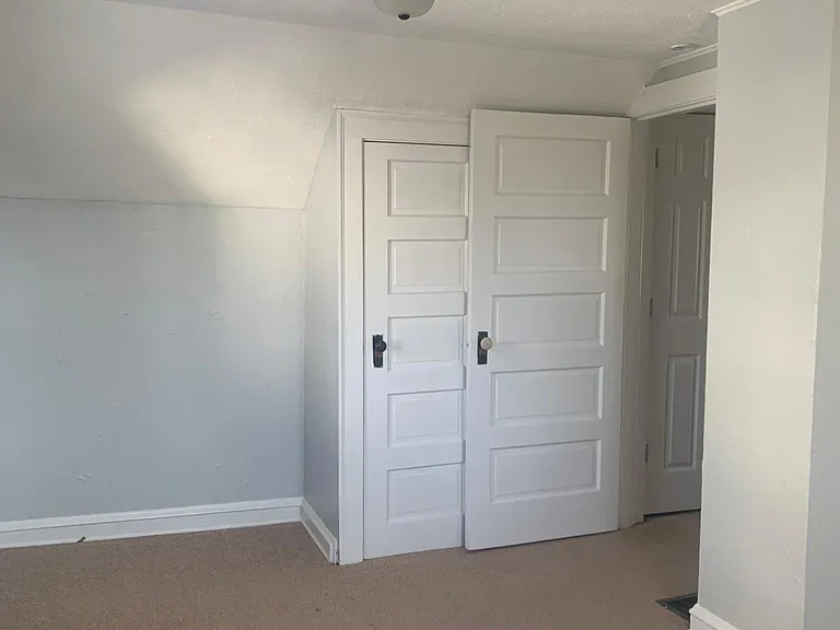 3440 Granton Ave — Photo 6