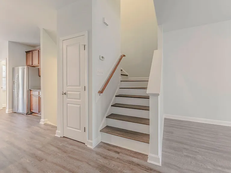 713 Samuel Cary Dr — Photo 23