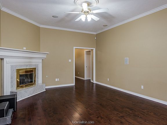 5th image of 3815 Stony Creek Ln