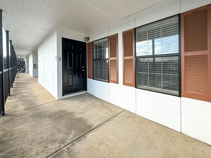 405 S Elm St #207 — Photo 15