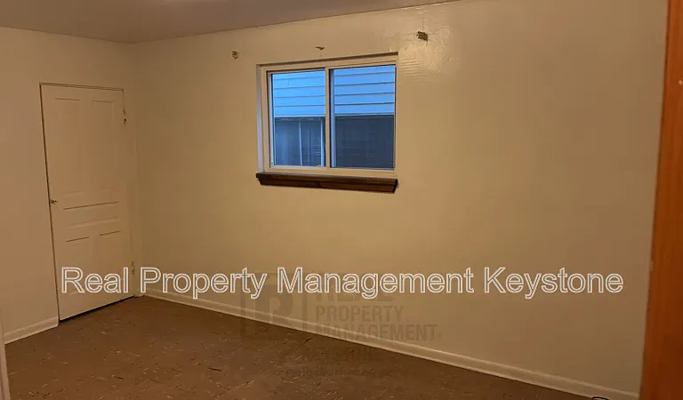403 Ohio Ave #2 — Photo 8