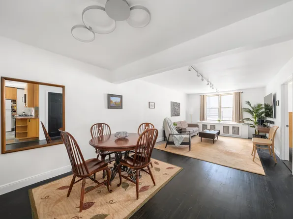 408 West 34th Street image 1 of 8