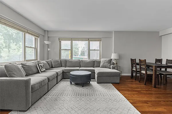 Sold by Compass | media 1