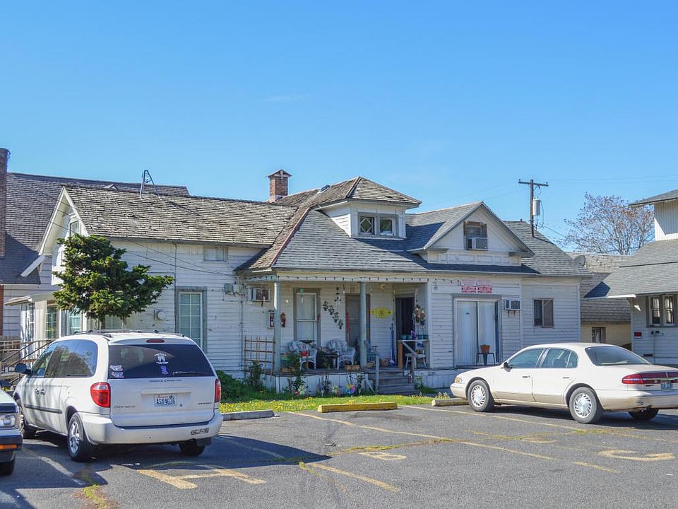 16 N 11th Avenue - Yakima, WA 98902