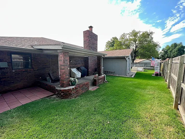 2902 Candlestick Ln — Photo 31