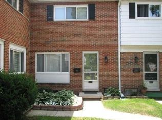 3319 Williamsburg Rd, Ann Arbor, MI 48108