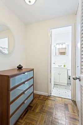 Sold by Compass | media 5