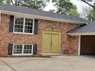 871 Fireside Way, Stone Mountain, GA