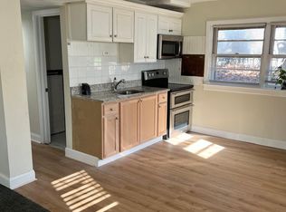 515 Roland Ave #B, Pikesville, MD 21208