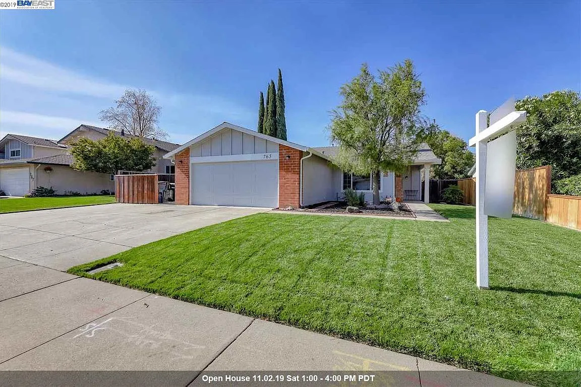 765 Geraldine St photo 1