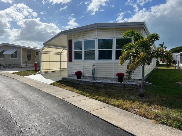 31 Pindo Palm St E, Largo, FL 33770
