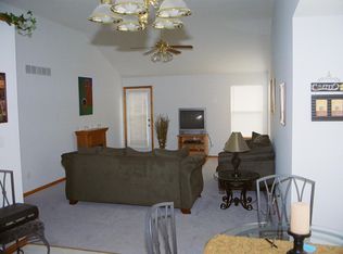 241 SW Chartwell Pl, Lees Summit, MO 64082