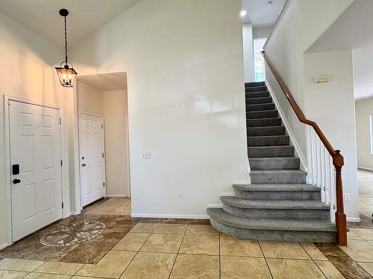 5703 S Yakima Way — Photo 6