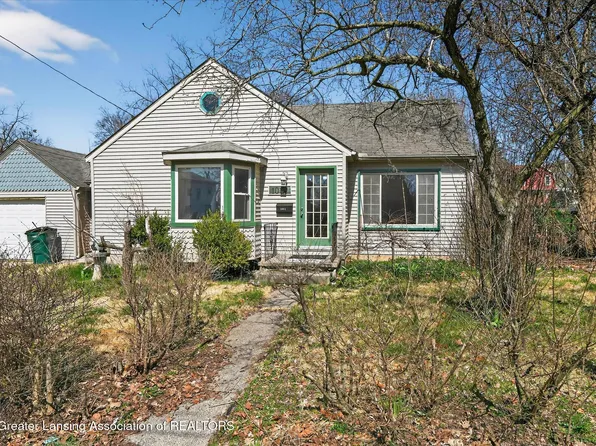 1031 Bement St, Lansing, MI 48912