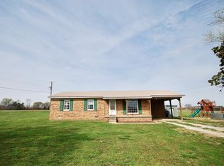 495 Oak Grove Rd, Trezevant, TN 38258