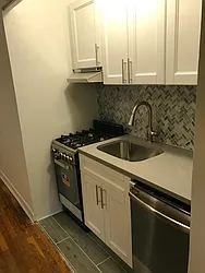 Rented by Salon Realty Corp