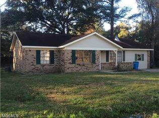 9209 Warbler Ave, Ocean Springs, MS 39564
