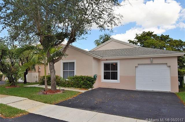 1st image of 20733 NW 1st St