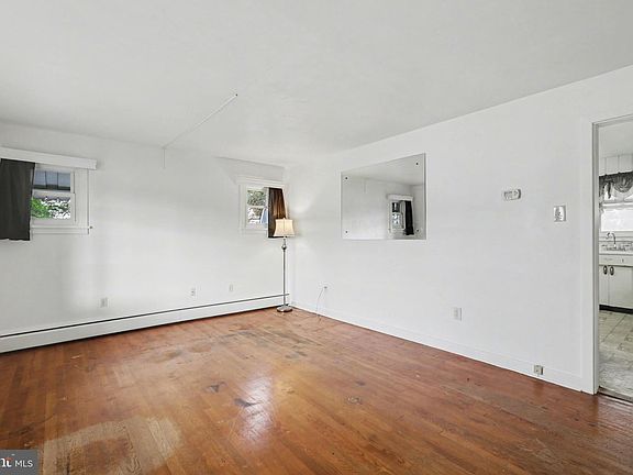 5th image of 5512 Larkin Ave