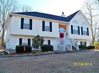16 Moonlight Dr, Acworth, GA 30102
